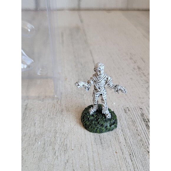 Pumpkin Hollow Mummy Halloween scary Village accessory - Picture 1 of 7